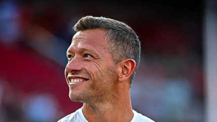 Nicolás Domingo hará su estreno como entrenador de Temperley. Nicolás Domingo hará su estreno como entrenador de Temperley.