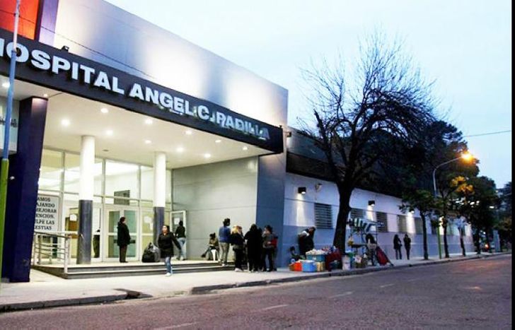 las víctimas fueron identificadas como Víctor Omar Castro (20) y Mirta Adriana Pérez (49).