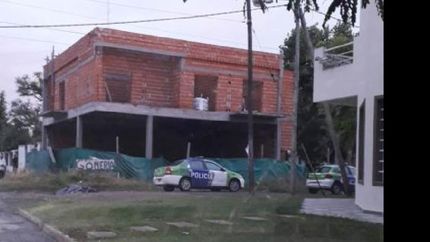 la obra está en Rawson y Jorge Cafrune.