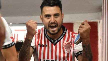 Rivas renovó su contrato. Rivas renovó su contrato.