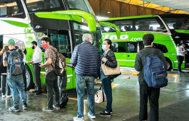 El Pase Sanitario ya se pide en todas las terminales de ómnibus.