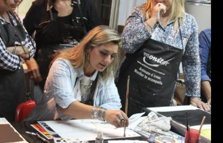 Martha Cacacio en pleno proceso de producción.