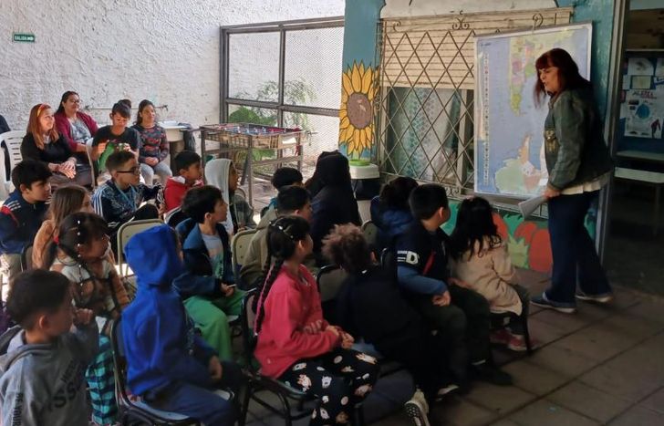 Los chicos recibieron una charla para aprender sobre la importancia de donar sangre.