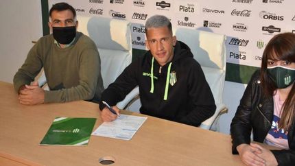 Linares renovó su vínculo con el club hasta 2022.