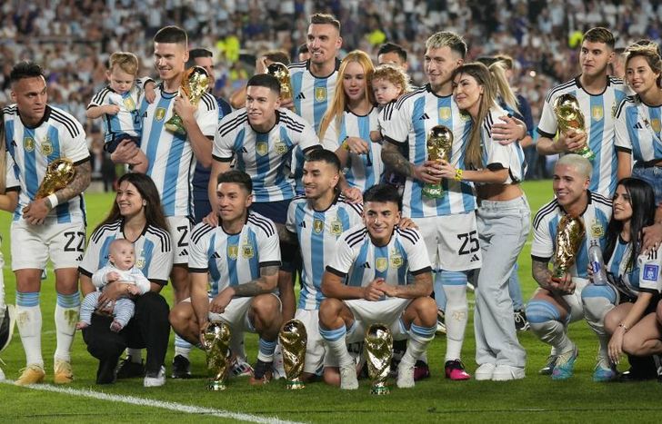 Fiesta en el Monumental.