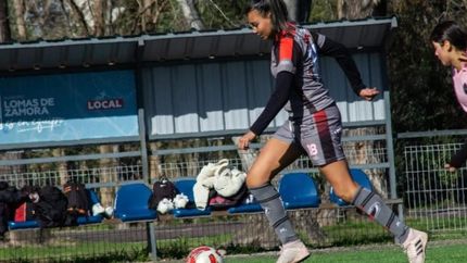 mas de 6 mil vecinos hicieron futbol, basquet, handball y hockey gratis en lomas