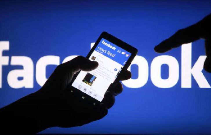 La falla permitió que unas 1.500 aplicaciones accedan a fotos privadas.