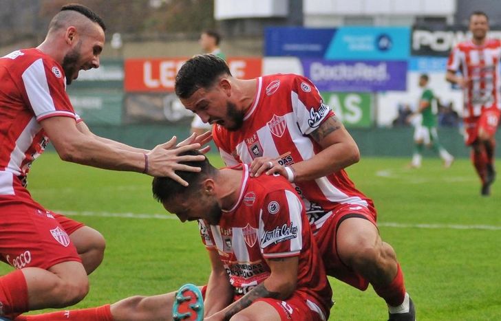 Malvacio festeja en Caballito, junio de 2024.