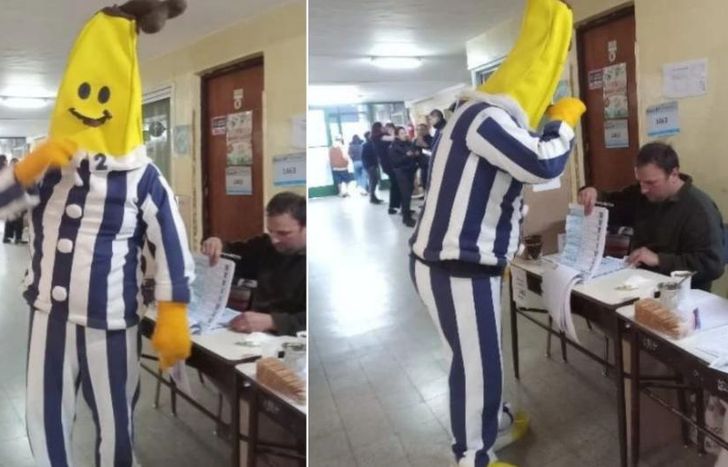 Bananón votó en Llavallol y se mostró de muy buen humor.
