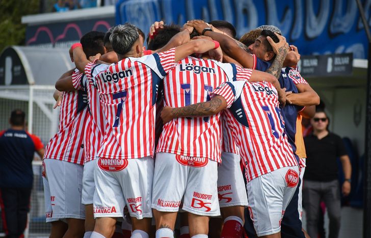 Los Andes se quiere abrazar a su primer triunfo.