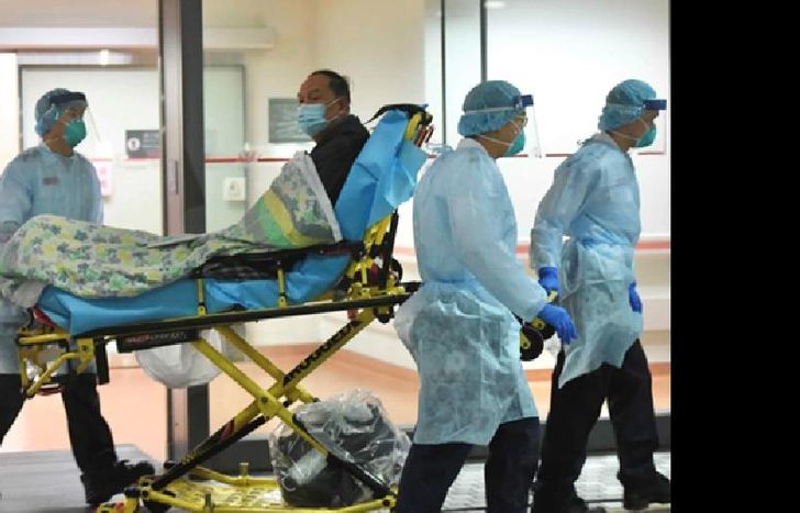 Se encuentra aislado en una clínica privada de la ciudad.