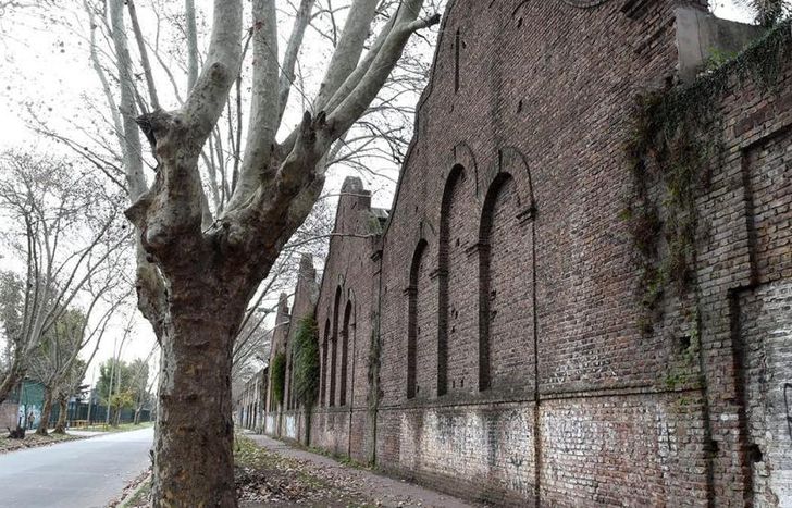 Emilio Bieckert, fundador de Bieckert, se instaló en Llavallol en 1908.