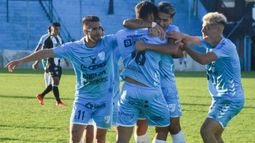 El Gasolero piensa el Torito.