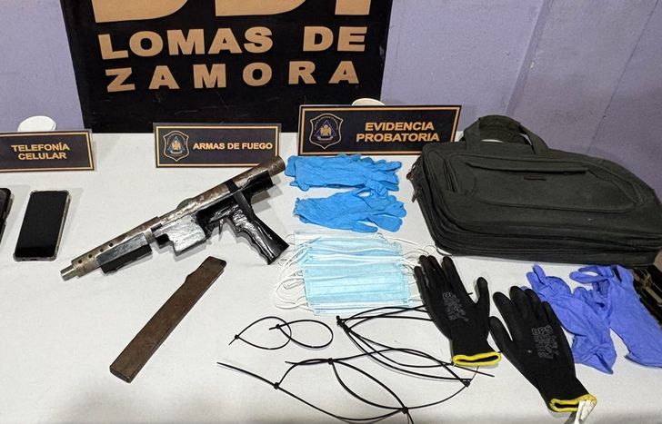 Elementos incautados por la DDI de Lomas de Zamora.