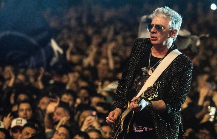 Juanse recorre la obra de Pappo.