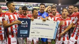 El cheque tras eliminar a Instituto.