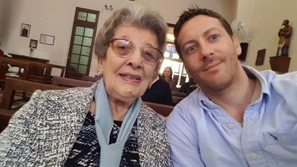 Delia junto a Martín, el nieto recuperado 118.