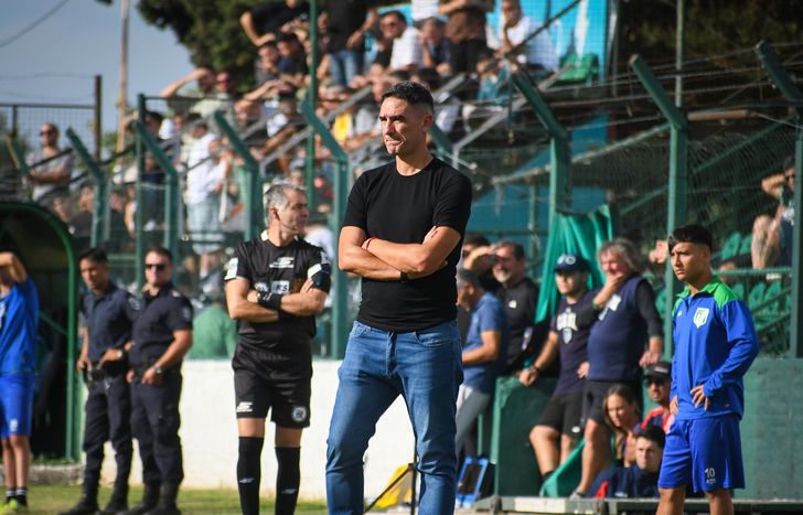 Leonardo Lemos, entrenador de Los Andes.