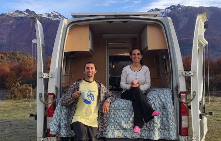 Vivimos con mucho menos y somos mucho más felices, afirman.