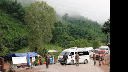 tailandia: rescataron a los chicos y al entrenador tras 17 dias en la cueva