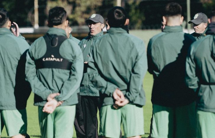 Troglio maneja distintas alternativas para potenciar a su Banfield.