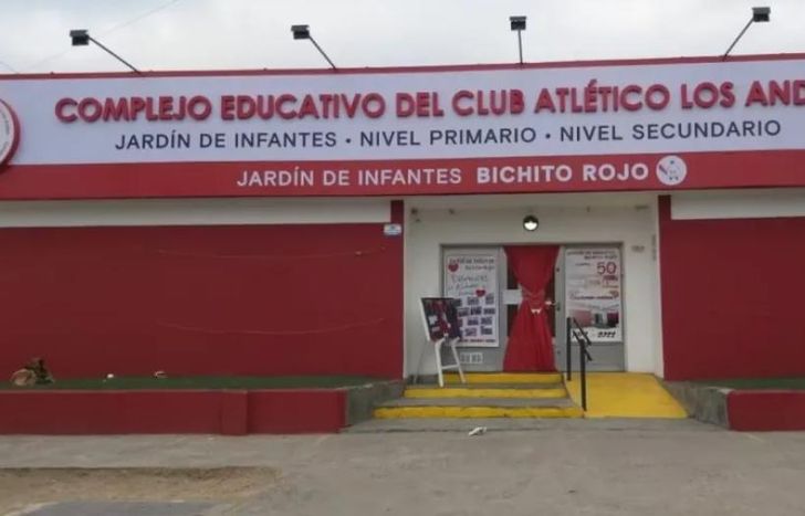 En Portela 1637, Lomas se va a dictar la alternativa que tiene una duración de 3 años.