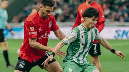 Piñero se destacó el primer tiempo de Banfield ante Estudiantes. Piñero se destacó el primer tiempo de Banfield ante Estudiantes.