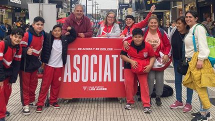 Desde el miércoles incorporan socios en la peatonal Laprida. Desde el miércoles incorporan socios en la peatonal Laprida.