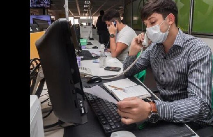 se encargan de hacer seguimientos de cada caso en particular.