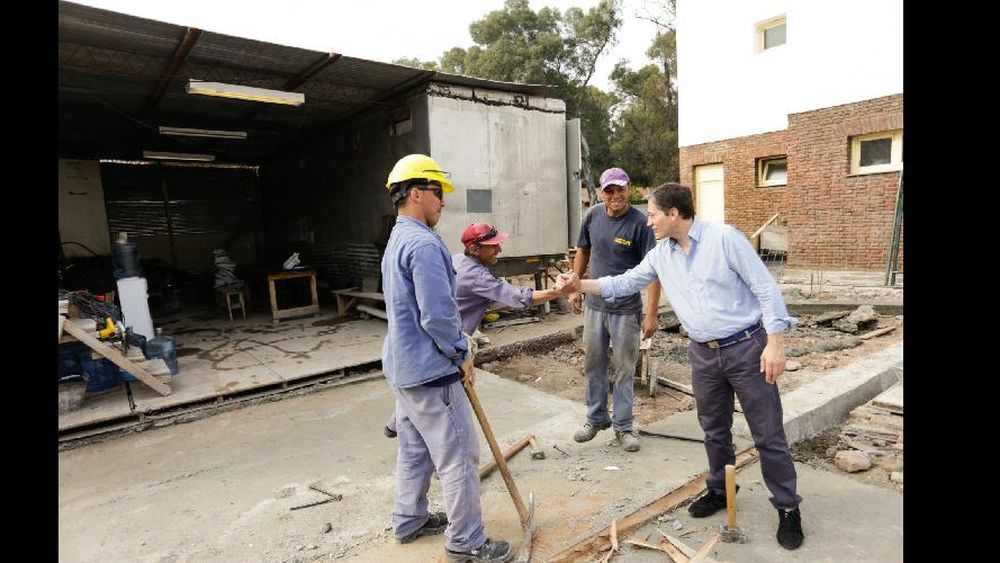 Limpian los arroyos y zanjas para evitar las inundaciones