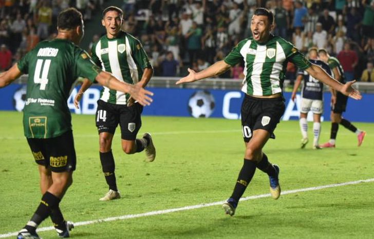 En la Copa de la Liga, se afirmó en la Zona A.