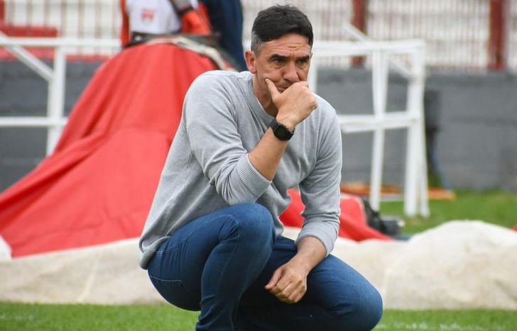 Lemos, atento a su equipo.