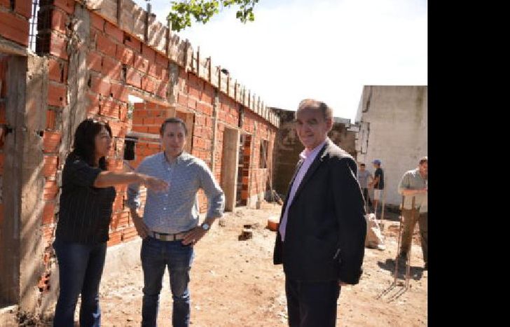 foto-nota-abajo-arreglo-escuela-echeverria