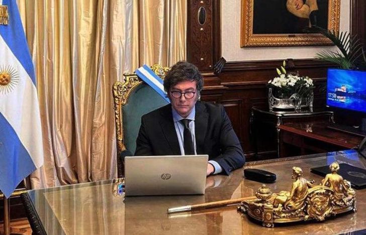 En el DNU deroga unas 300 leyes.