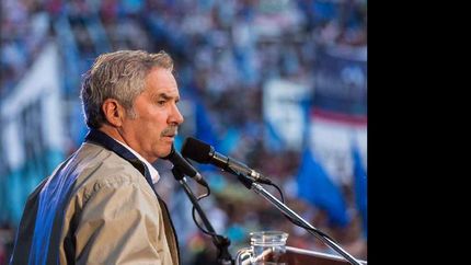 Solá criticó la política económica del Gobierno nacional.