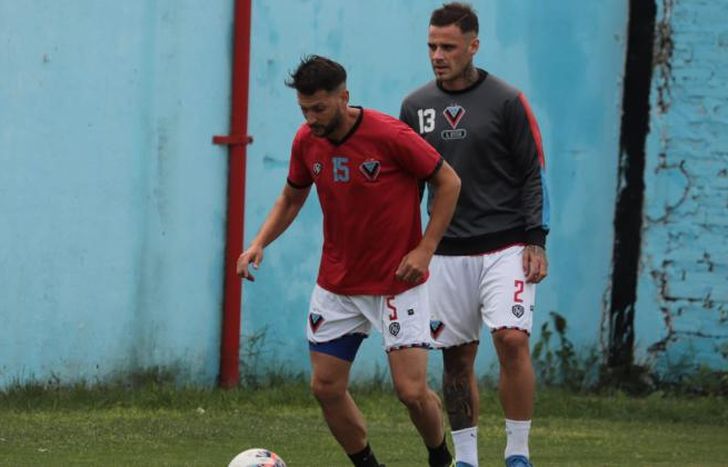 Matías Sánchez y Ariel Kippes serán bajas el martes.