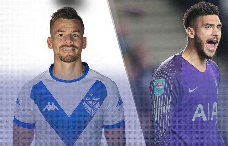 Ambos futbolistas estarían realizando su debut oficial con la camiseta de Argentina.