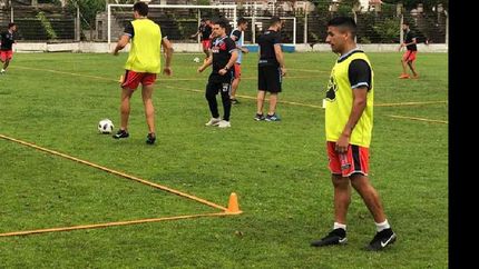Mientars continúa su puesta a punto en Gesell, Brown confirmó los amistosos.