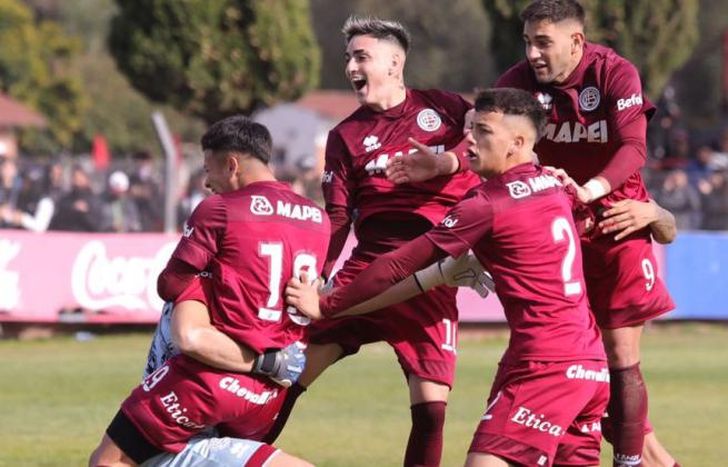 Los pibes celebraron en Guidi y Cabrero