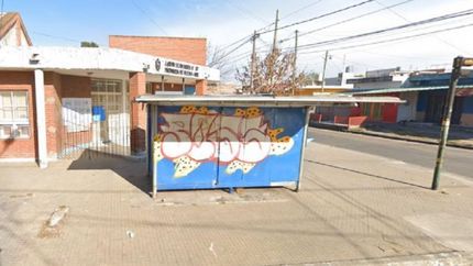 El puesto de diario de la esquina de Olmos y Bustos.