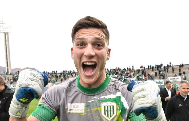 Facundo Cambeses, el héroe de Banfield en San Luis.