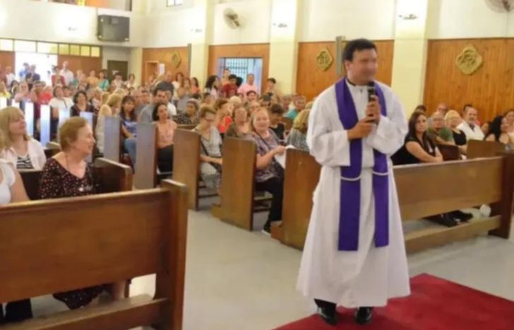 El presunto cura abusador declaró que tuvo una relación consentida con la denunciante.