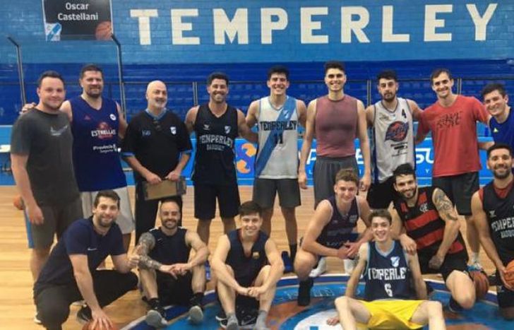 Temperley ganó en el Palo Metz y sigue prendido arriba.