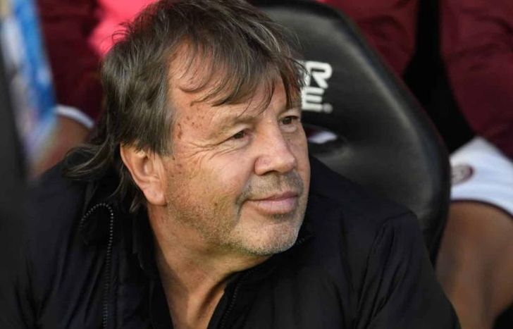 El Ruso mete mano en el equipo.