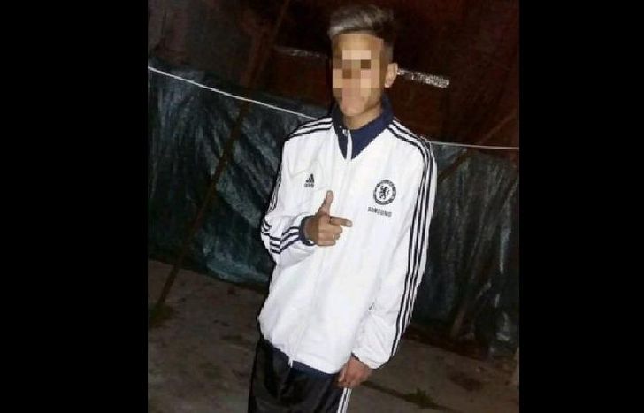 Tiene 14 años y es alumno de la escuela afectada.