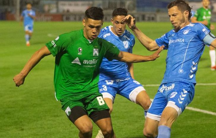 Núñez domina ante la marca de Castet y Bojanich.