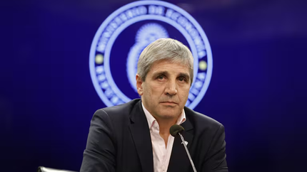 Luis Caputo fue denunciado por diputados de Unión por la Patria por manipulación del INDEC.&nbsp;