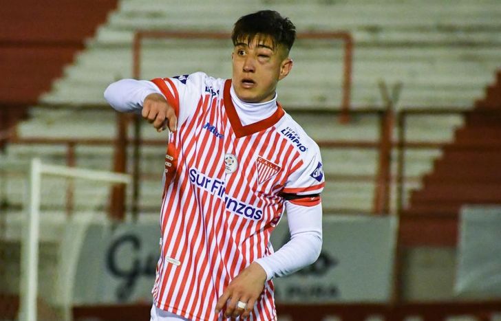 Así terminó jugando Fernández Colombo.