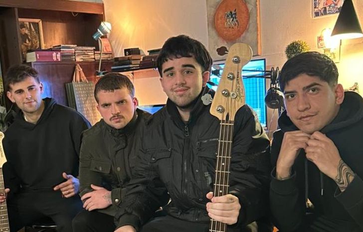 La banda pide pista.