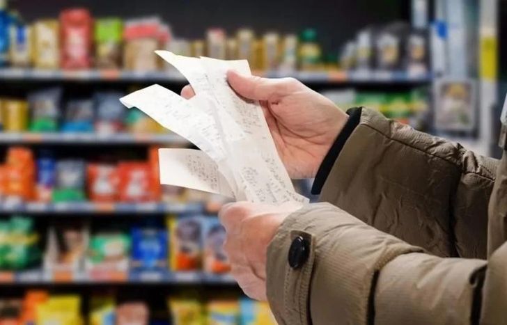 Se espera que la inflación del 2024 sea muy parecida a la del 2023, según el principal banco de Estados Unidos.